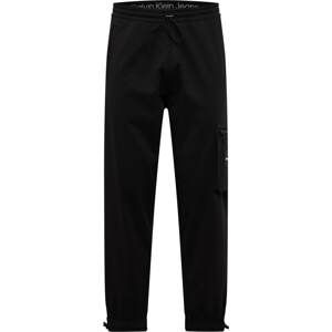 Calvin Klein Jeans Kapsáče černá / bílá