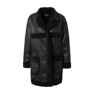 HOLLISTER Zimní kabát černá